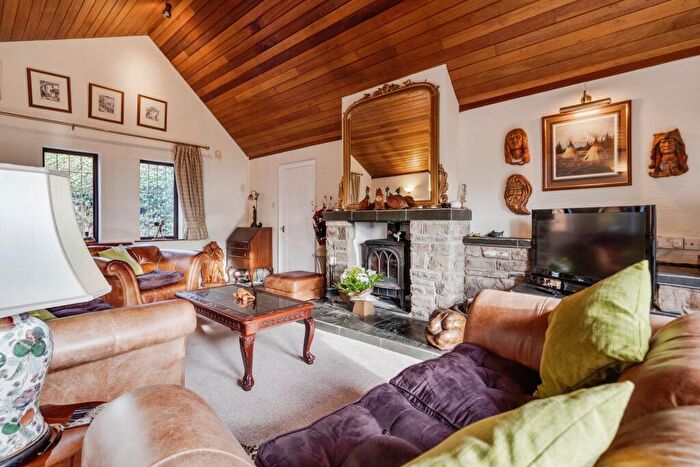 4 Bedroom Detached House For Sale In Bank Side, Westhoughton, Bolton, Greater Manchester, BL5