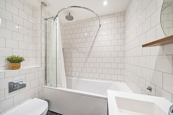 2 Bedroom Terraced House For Sale In Caroline Place, Battersea, SW11