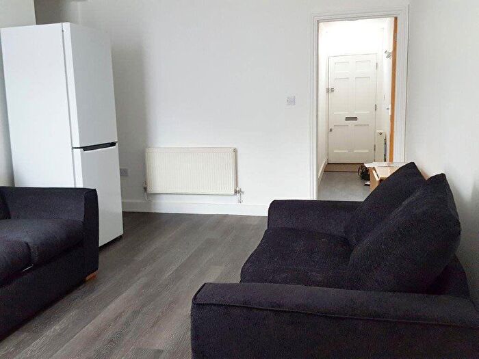 1 Bedroom House To Rent In Broad Street, Canterbury () -, CT1