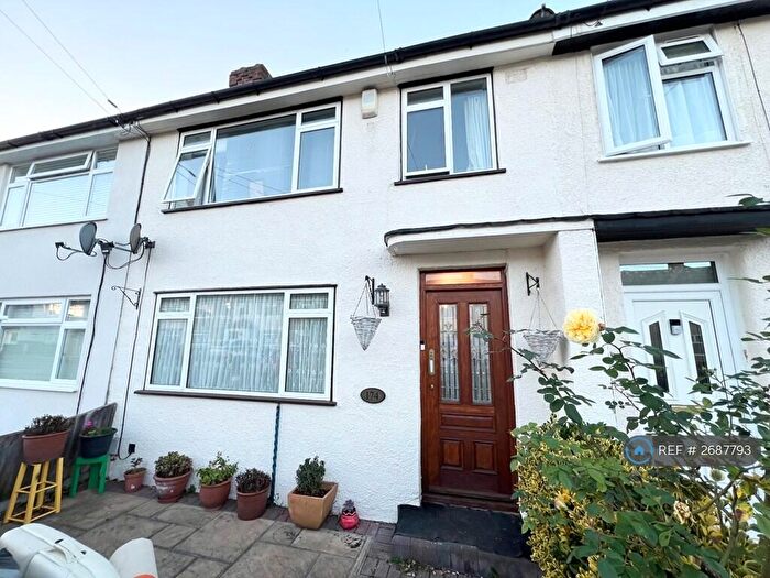 3 Bedroom Terraced House To Rent In Lancaster Drive, Hornchurch, RM12