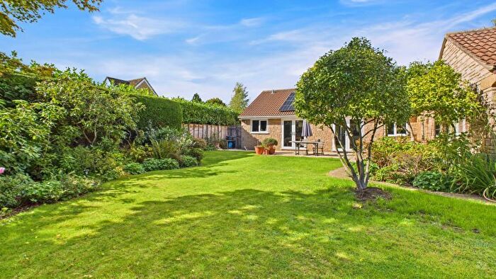 2 Bedroom Bungalow For Sale In Barden, Whitehall, South Petherton, TA13