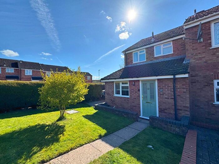 3 Bedroom End Of Terrace House For Sale In Russet Close, Ledbury, HR8
