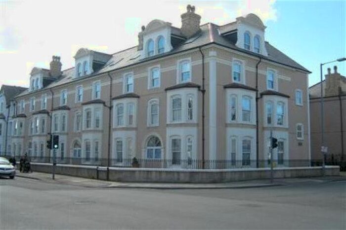 2 Bedroom Flat To Rent In Augusta Street, Llandudno, LL30