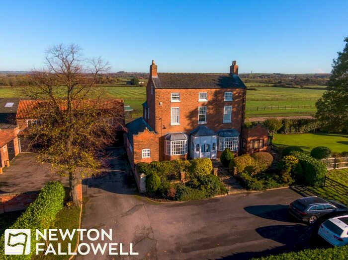 5 Bedroom Detached House For Sale In Tiln Lane, Retford, DN22