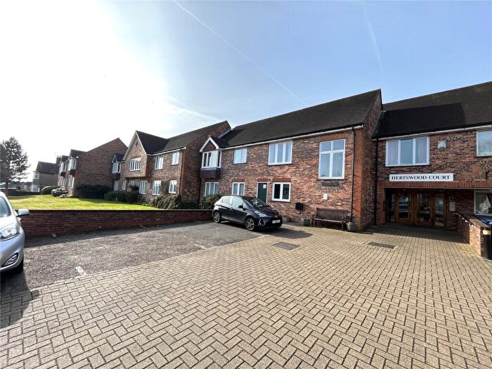 1 Bedroom Retirement Property For Sale In Hertswood Court, Hillside Gardens, Barnet, EN5