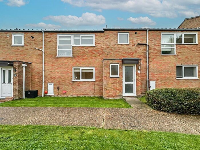 3 Bedroom Terraced House To Rent In Ayelands, New Ash Green, DA3