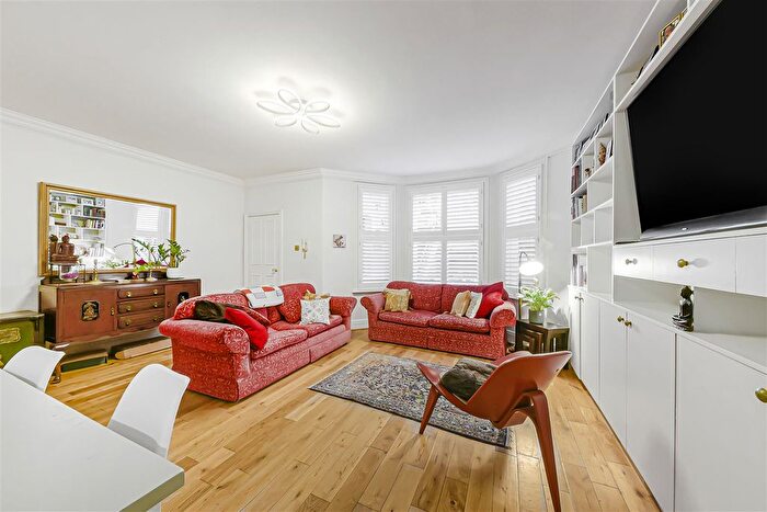 2 Bedroom Flat For Sale In Sutherland Avenue, London, W9