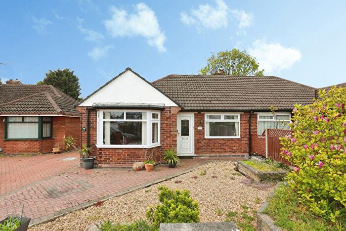 2 Bedroom Bungalow For Sale In Primrose Hill, Crewe, Cheshire, CW2