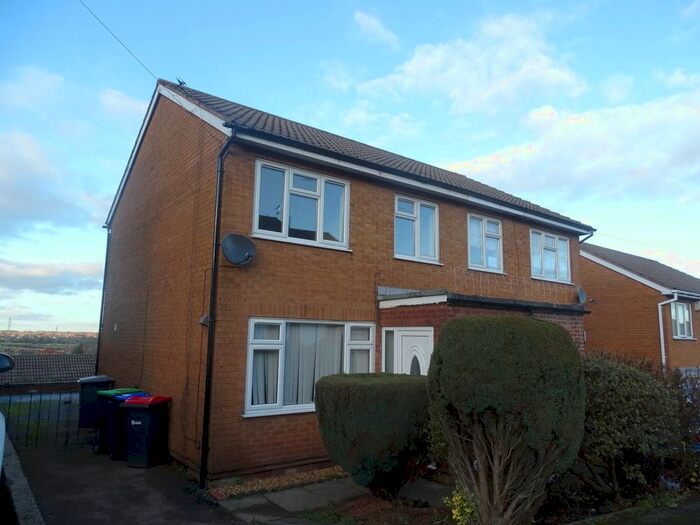 3 Bedroom Semi-Detached House To Rent In Derwent Drive, Kirkby-In-Ashfield, Nottingham, NG17