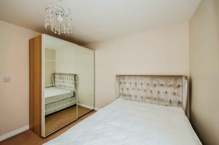 1 Bedroom Garage / Parking To Rent In Dexter Drive, Waterlooville, Hampshire, PO7