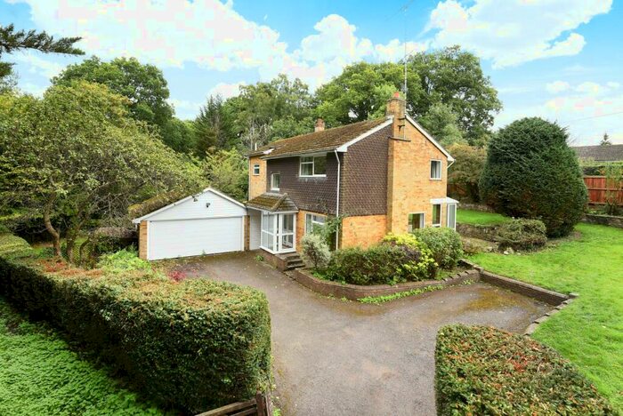 4 Bedroom Detached House To Rent In Lavender Lane, Rowledge, Farnham, Surrey, GU10