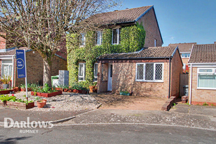 3 Bedroom Detached House For Sale In Kingfisher Close, Cardiff, CF3