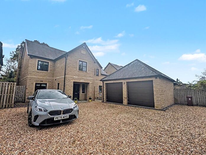 5 Bedroom Detached House For Sale In Primrose Road, Clitheroe, BB7