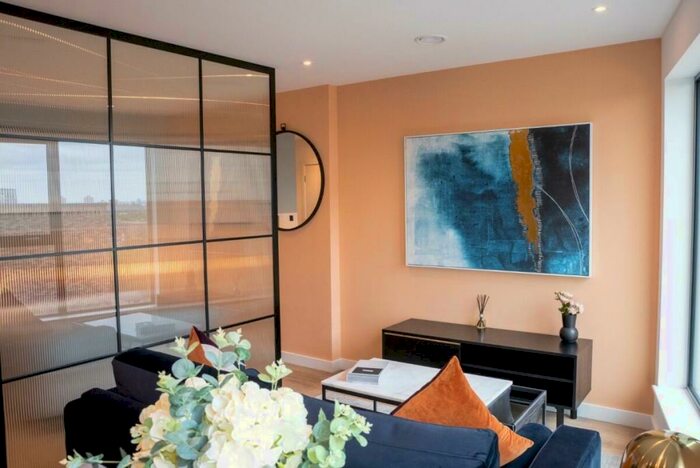 Apartment To Rent In Headwater Drive, Dipper Drive, Bow, London, E3