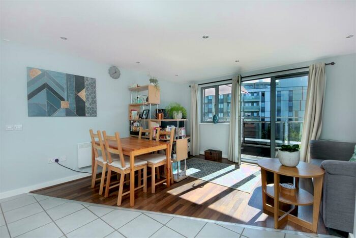 2 Bedroom Flat To Rent In Coral House, NW10