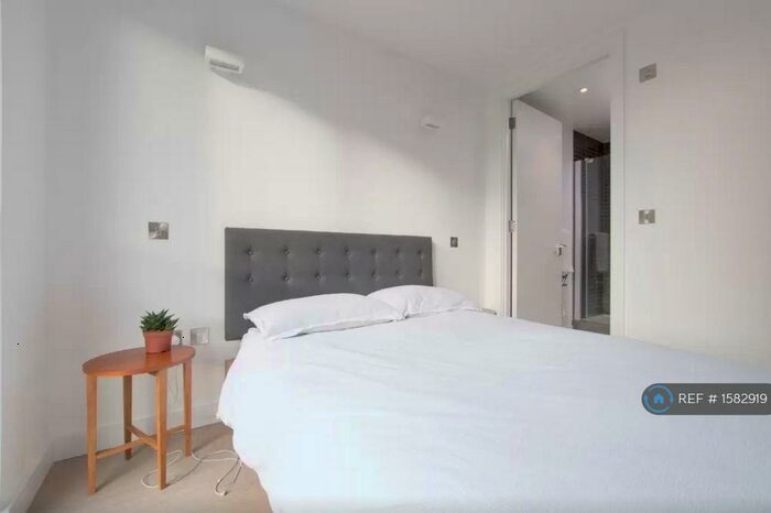 2 Bedroom Flat To Rent In Arthaus Apartments, London, E8