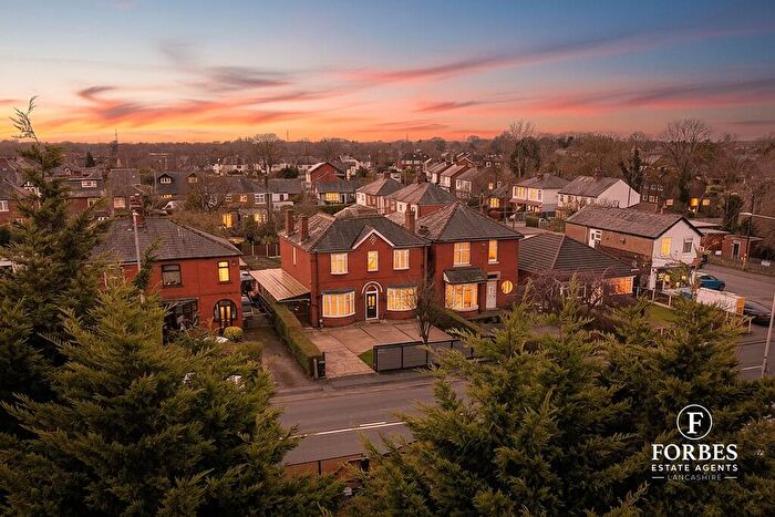 3 Bedroom Detached House For Sale In Leyland Road, Penwortham, Preston, PR1