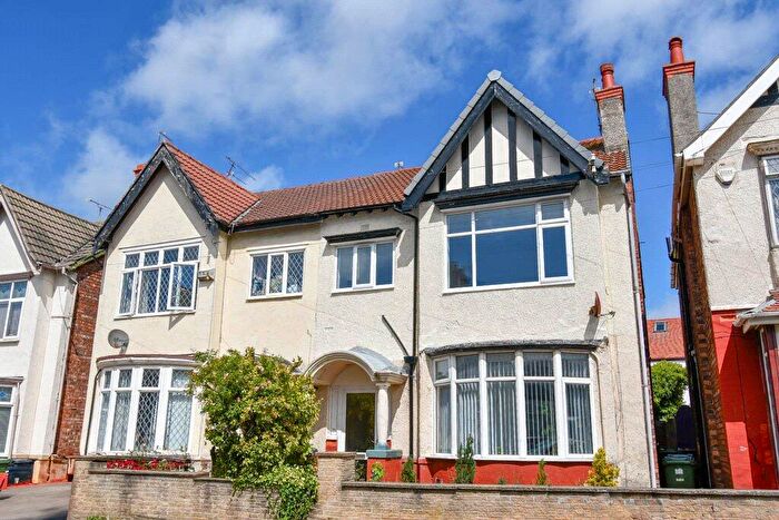 2 Bedroom Flat For Sale In Knowsley Road, Wallasey, Wirral, CH45