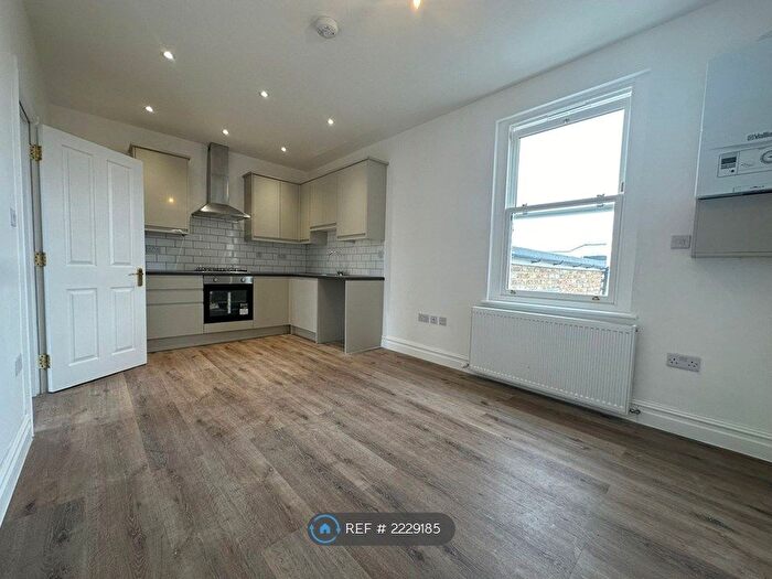 2 Bedroom Flat To Rent In High Street, London, NW10