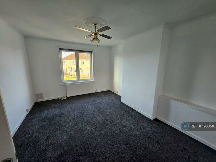 3 Bedroom Flat To Rent In Playingfield Road, Crosshouse, Kilmarnock, KA2