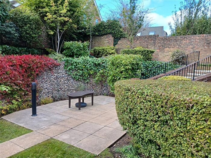 2 Bedroom Apartment To Rent In Vicarage Lane, Hailsham, East Sussex, BN27