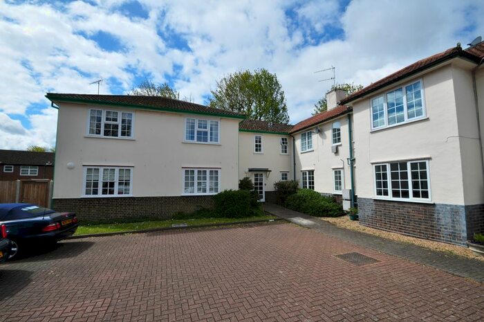 1 Bedroom Flat To Rent In Guessens Court, Welwyn Garden City, AL8