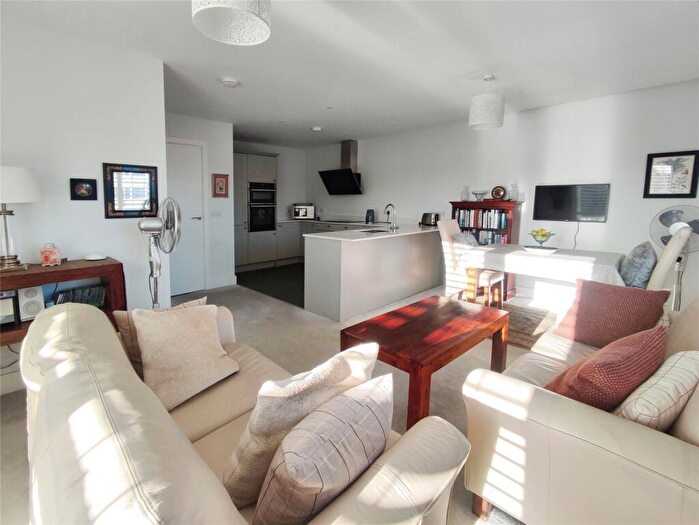 2 Bedroom Apartment For Sale In Woodlands Avenue, Rustington, Littlehampton, BN16