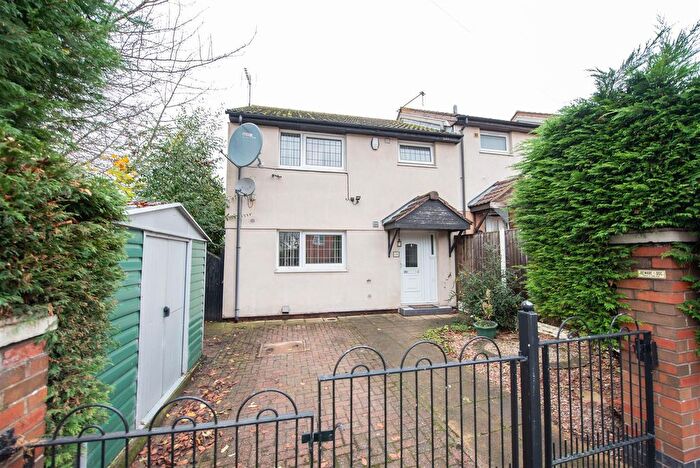 3 Bedroom End Terrace House To Rent In Kelvedon Gardens, Nottingham, NG3
