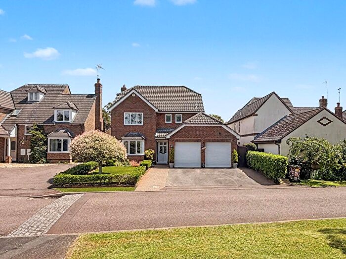 4 Bedroom Detached House For Sale In Bradbury Road, Newnham, NN11