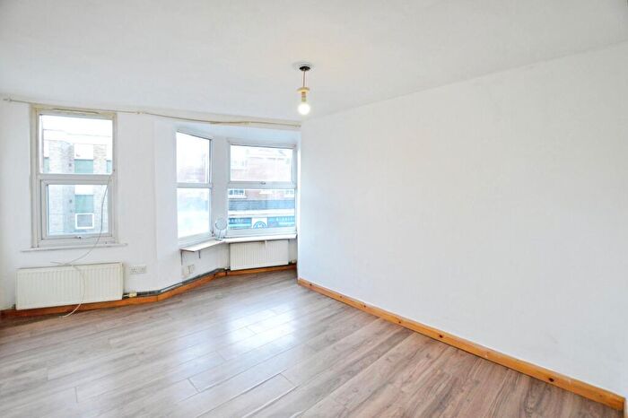 Studio To Rent In Hatfield Road, St Albans, AL1