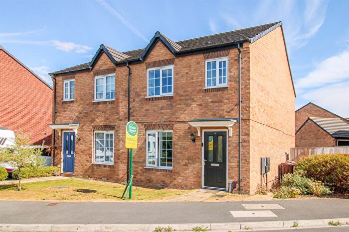 3 Bedroom Semi Detached House For Sale In Aspen Avenue, Normanton, WF6