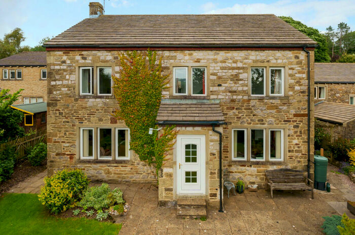 6 Bedroom Detached House For Sale In Hardy Grange, Grassington, Skipton, North Yorkshire, BD23