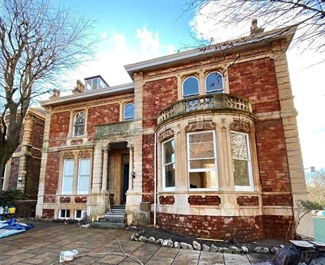 2 Bedroom Apartment To Rent In Redland Grove, Bristol, BS6