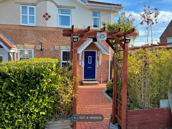 2 Bedroom Semi-Detached House To Rent In Dere Park, Leadgate, DH8