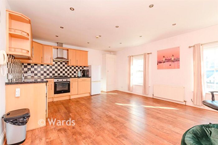2 Bedroom Duplex For Sale In Windmill Street, Gravesend, Kent, DA12
