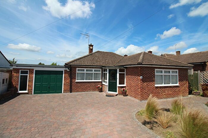 3 Bedroom Detached Bungalow For Sale In Orchard Drive, Tonbridge, TN10