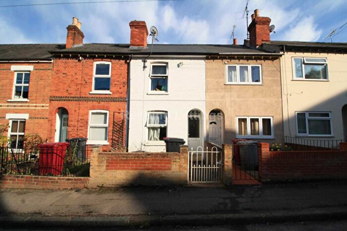 3 Bedroom House To Rent In Blenheim Gardens, Reading, RG1