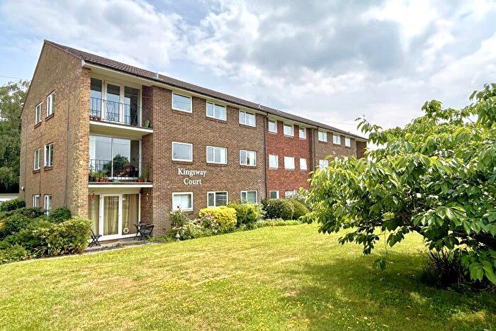 2 Bedroom Flat For Sale In Kingsway Gardens, Hiltingbury, Chandler's Ford, SO53