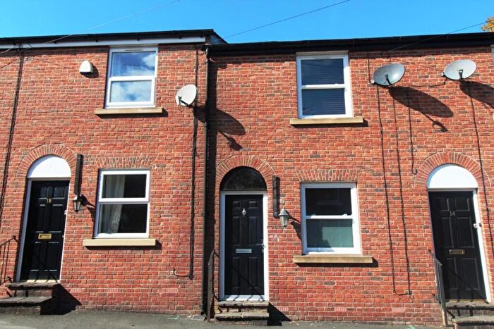 2 Bedroom Terraced House To Rent In Flint Stteet (), SK10