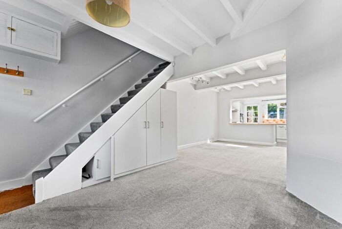 3 Bedroom Detached House To Rent In Church Lane, London, SW19