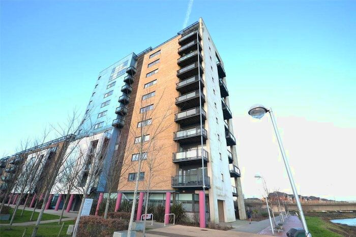 Studio To Rent In Lady Isle House, Ferry Court, Cardiff, CF11