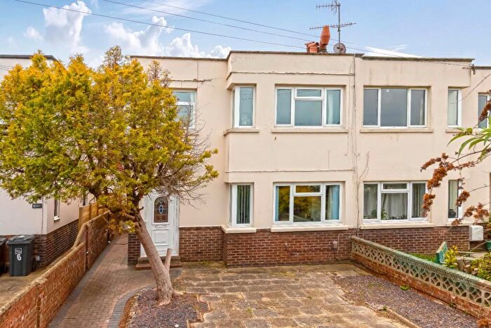 3 Bedroom Semi-Detached House For Sale In Freshbrook Road, Lancing, BN15