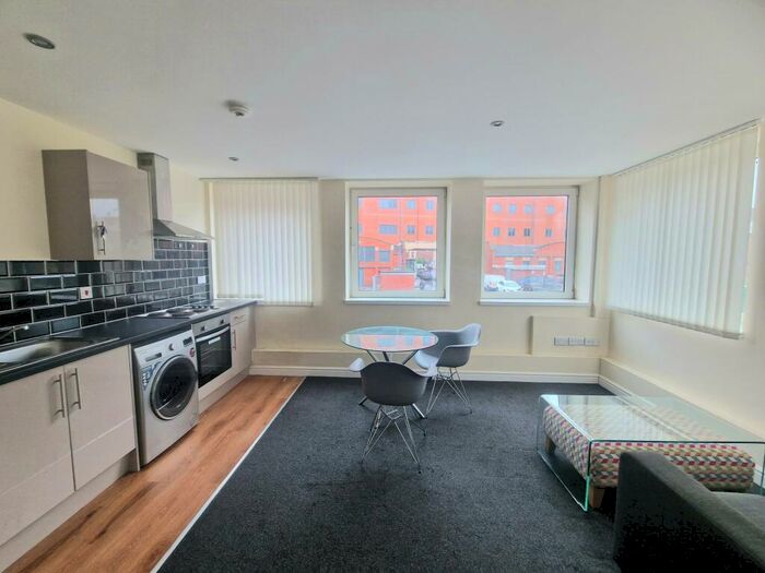 Flat To Rent In Princegate House, Doncaster, DN1