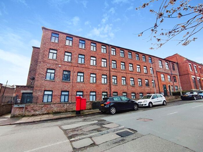 1 Bedroom Flat To Rent In Mill Road, Macclesfield, SK11