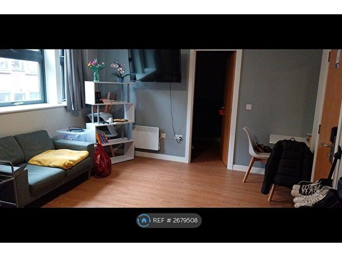 1 Bedroom Flat To Rent In New Bank House, Sheffield, S1