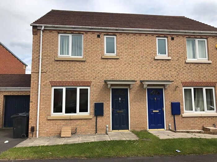 3 Bedroom Semi Detached House To Rent In Ridgewood Close, Darlington, County Durham, DL1