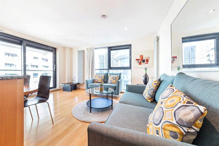 2 Bedroom Apartment For Sale In Millharbour, London, E14