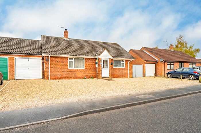 2 Bedroom Detached Bungalow For Sale In Claxtons Close, Mileham, PE32