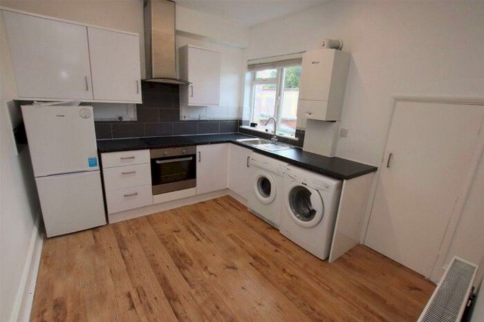 2 Bedroom Apartment To Rent In Prospect Street, Caversham, Reading, RG4