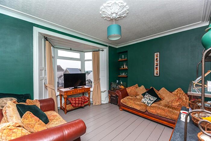 4 Bedroom Detached House For Sale In Caemawr Road, Morriston, Swansea, SA6